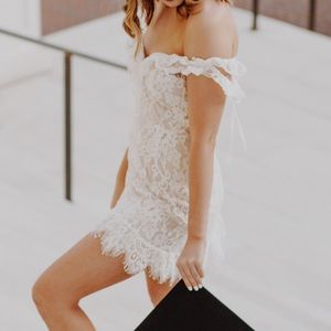 Lace white sexy/beautiful ruffle dress w/ tie back
